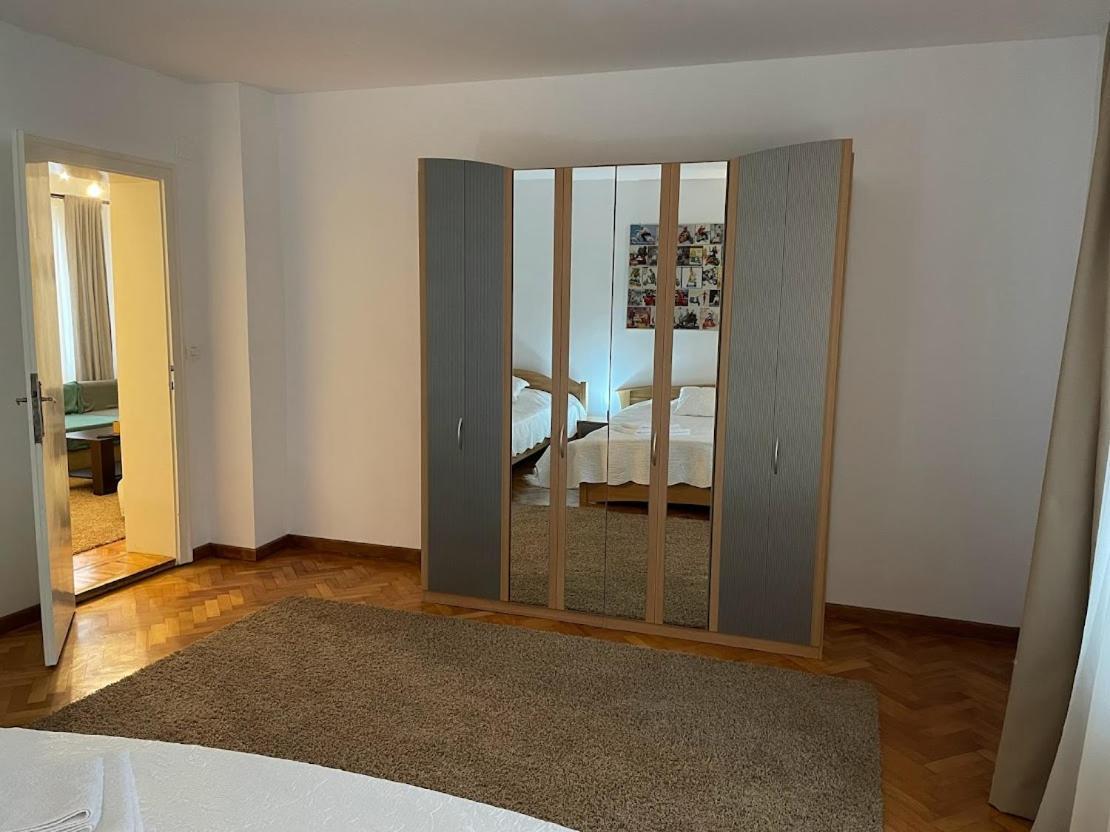 Crisan 40 Casa Muntean 100Mp 3Camere 3Paturi 1 Canapea 2 Dormitoare Parcare Timisoara Ngoại thất bức ảnh